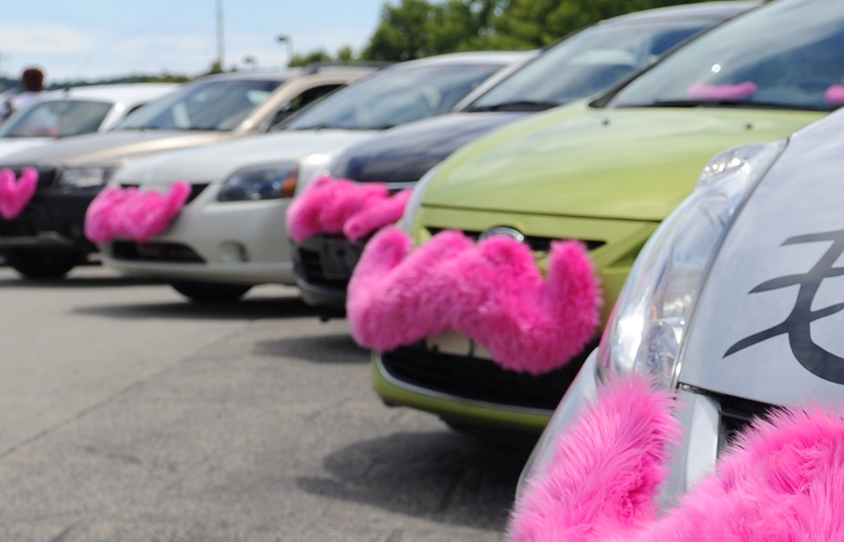 many lyft cars