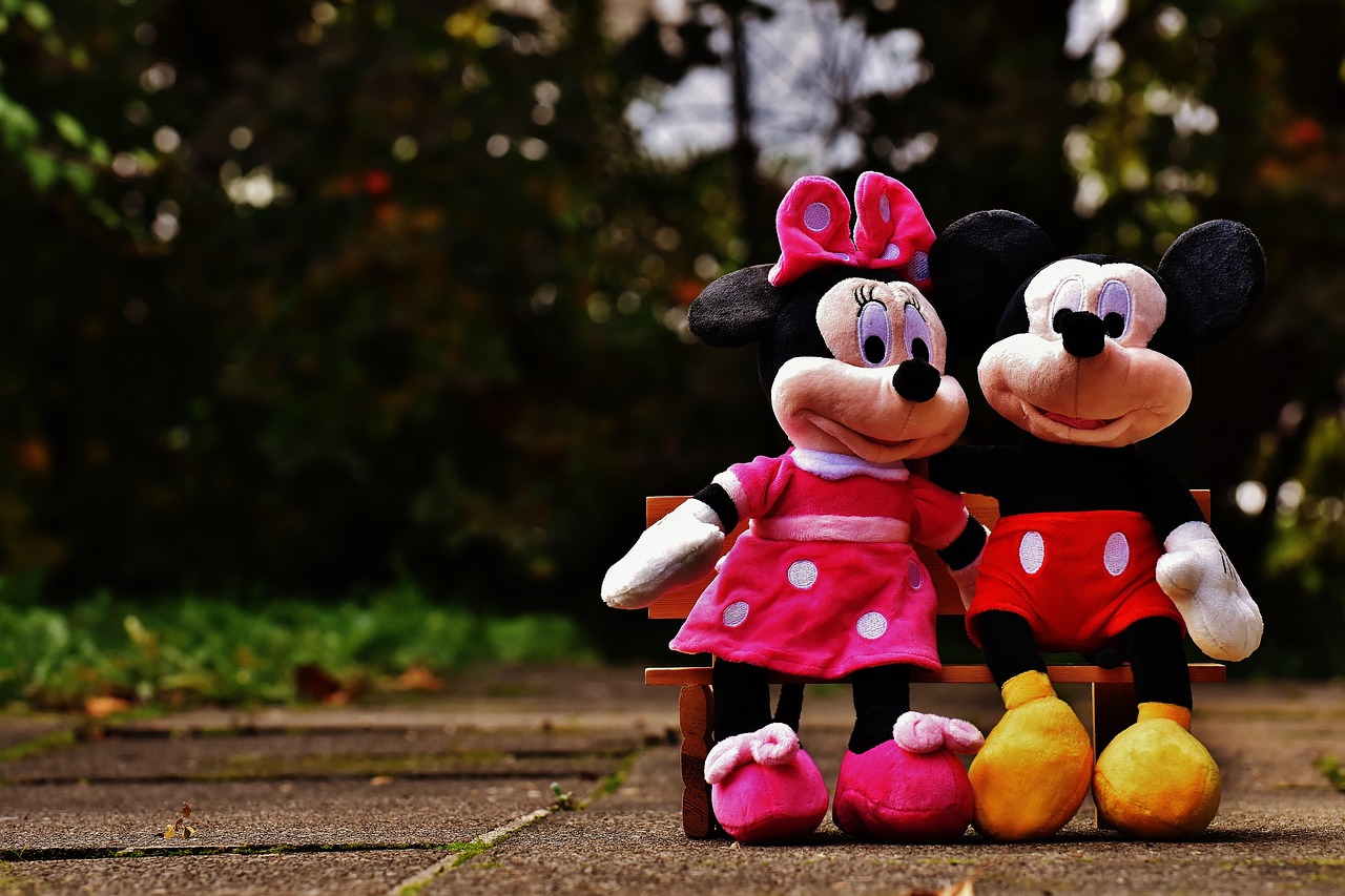 mickey and minnie mouse